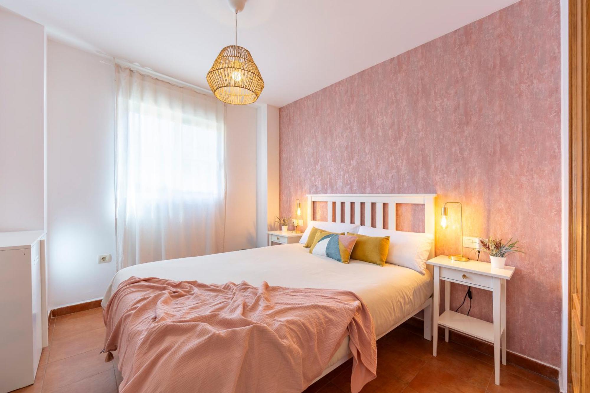 Jardin Privado # Netflix # Playa A 8Min # Wifi # Familia # Apartamento Вера Екстериор снимка